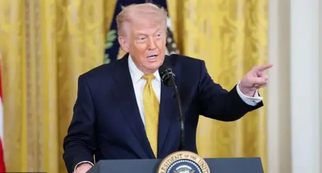 Дональд Трамп висуває ультиматум Ірану зі сценою